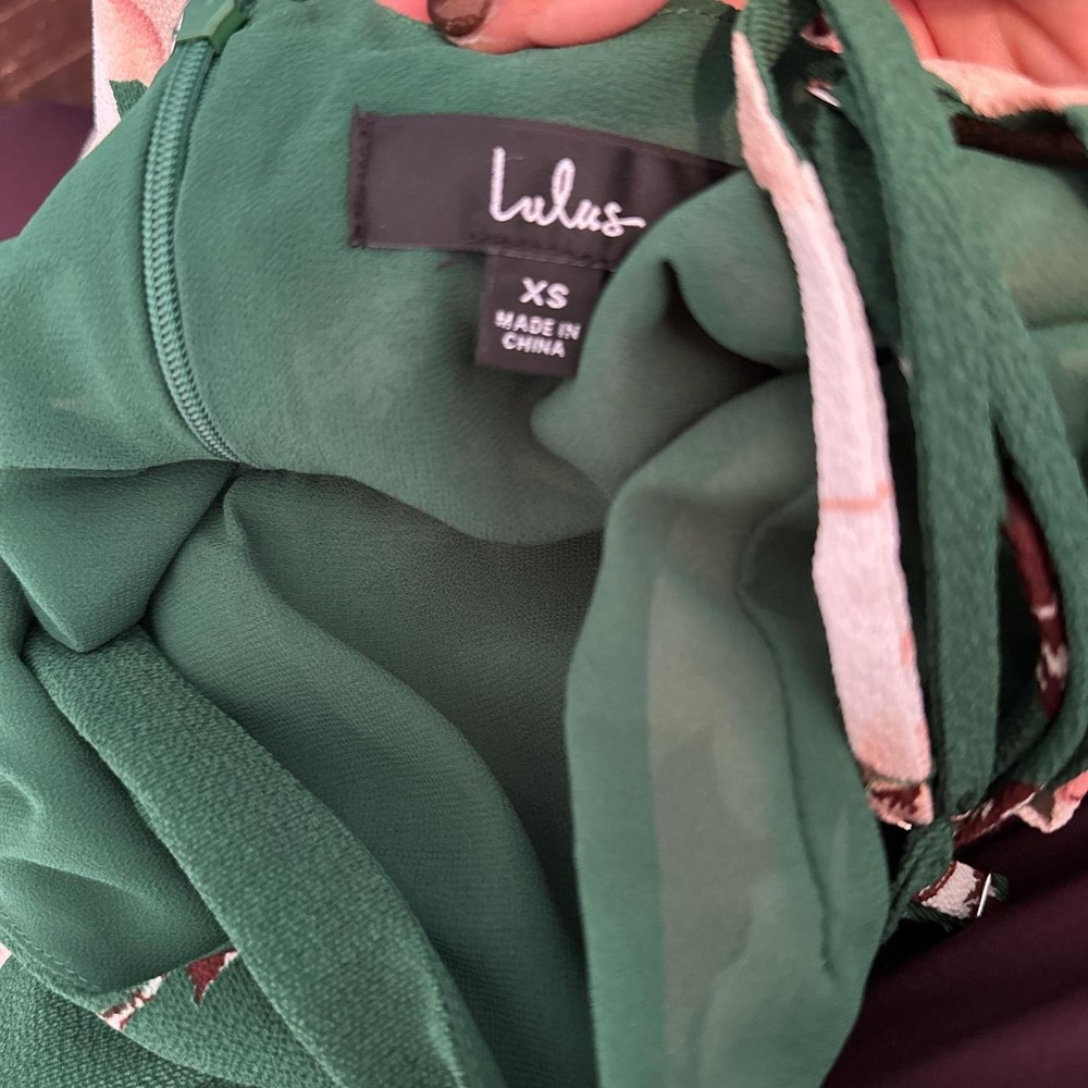 Lulus Green floral maxi dress with side  slit - Picture 5 of 5